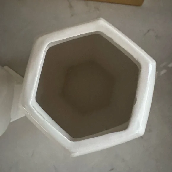 Vintage Ginger Jar Florals/Cream with Lid Set of 2 - Picture 7 of 9